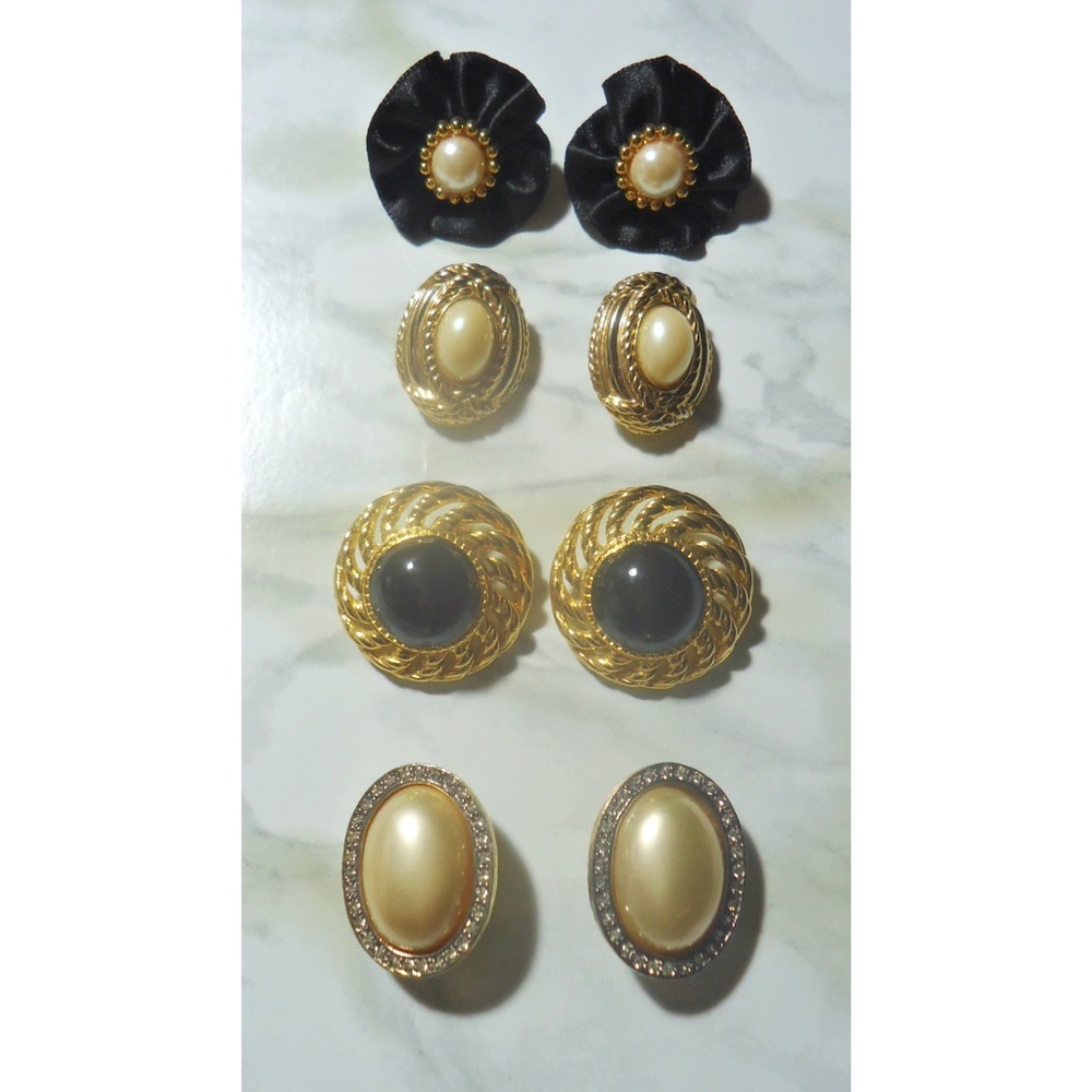 4 PAIRS Vintage Clip On Earrings